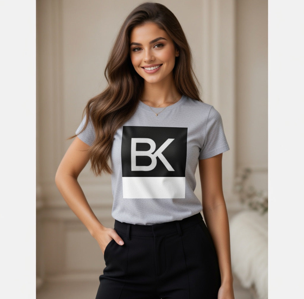 T-Shirt BK Logo Femme — Streetwear Minimaliste Boutique KOLO