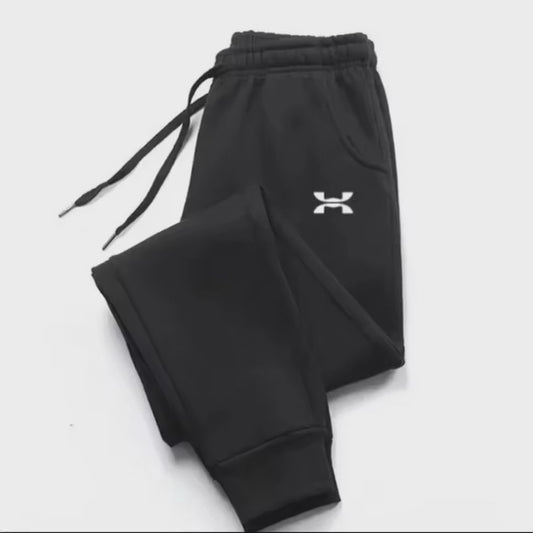 “Jogging Streetwear Homme — Coupe Décontractée, Nouvelle Collection”